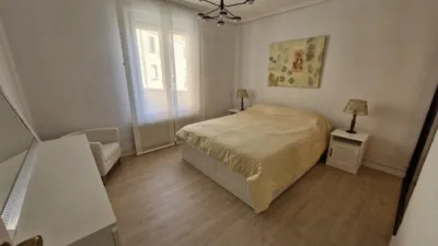 Piso en alquiler en Avenida de España, Centro (Logroño) de 800 €<span>/mes</span>