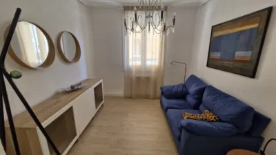 Piso en alquiler en Avenida de España, Centro (Logroño) de 800 €<span>/mes</span>