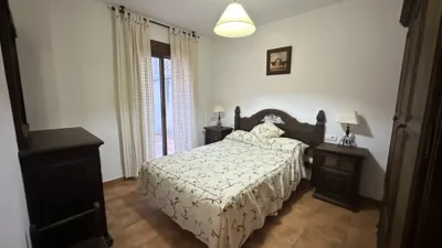 Apartment on Félix Rodríguez de La Fuente Street photo 10