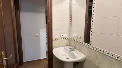 Apartment on Félix Rodríguez de La Fuente Street photo 20