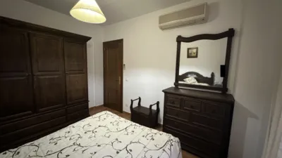 Apartment on Félix Rodríguez de La Fuente Street photo 13