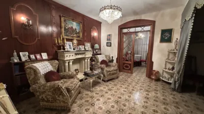 House on Paseo del Primero de Mayo photo 27