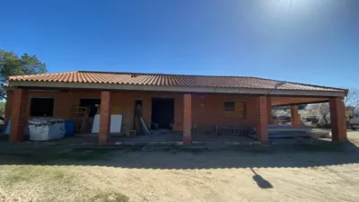 Chalet unifamiliar en venta en Calle Cerro de los Palos, Los Cigarrales-Montesión (Toledo Capital) de 179.000 €