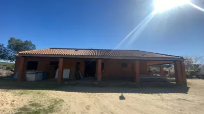 Chalet unifamiliar en venta en Calle Cerro de los Palos, Los Cigarrales-Montesión (Toledo Capital) de 179.000 €