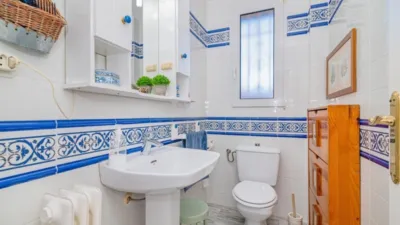 Semi-detached house on Mozart Street photo 15