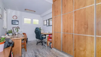 Semi-detached house on Mozart Street photo 31