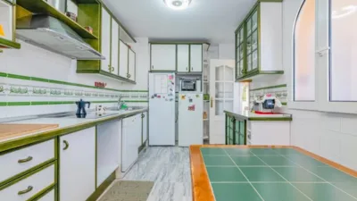 Semi-detached house on Mozart Street photo 17