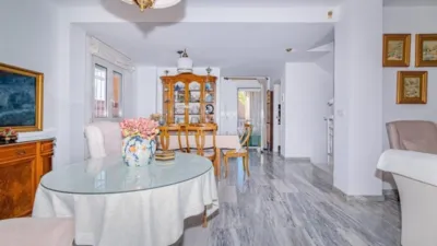 Semi-detached house on Mozart Street photo 11