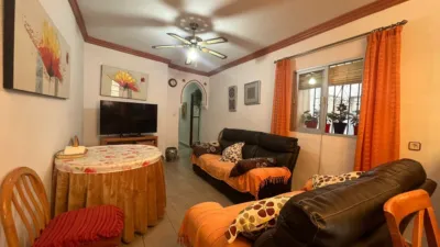 House on Calle Real photo 4