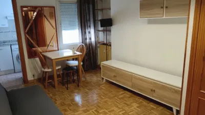 Estudio en alquiler en Calle de Valverde - Imagen 8