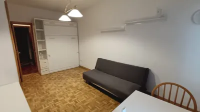 Estudio en alquiler en Calle de Valverde - Imagen 4