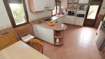 Chalet unifamiliar en venta en Torrelaguna, Torrelaguna de 400.000 €
