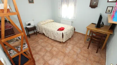 Chalet unifamiliar en venta en Torrelaguna, Torrelaguna de 400.000 €