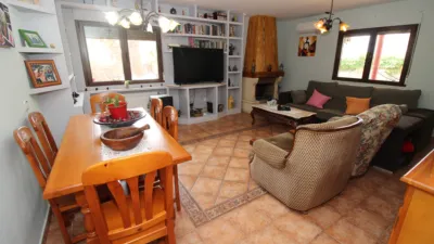 Chalet unifamiliar en venta en Torrelaguna, Torrelaguna de 400.000 €