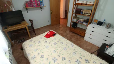 Chalet unifamiliar en venta en Torrelaguna, Torrelaguna de 400.000 €