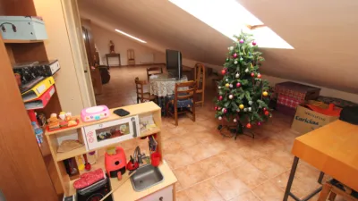 Chalet unifamiliar en venta en Torrelaguna, Torrelaguna de 400.000 €