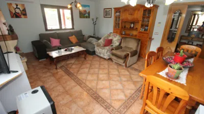 Chalet unifamiliar en venta en Torrelaguna, Torrelaguna de 400.000 €