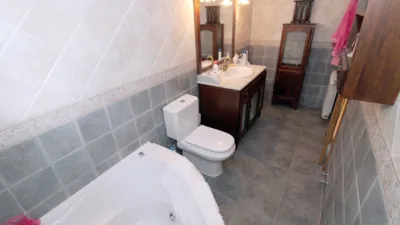 Chalet unifamiliar en venta en Torrelaguna, Torrelaguna de 400.000 €