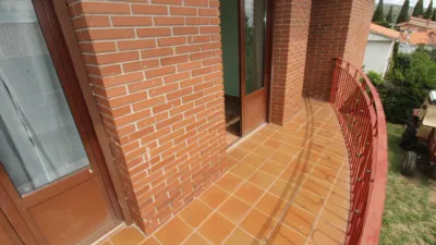 Chalet unifamiliar en venta en Torrelaguna, Torrelaguna de 400.000 €