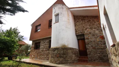Chalet unifamiliar en venta en Torrelaguna, Torrelaguna de 400.000 €