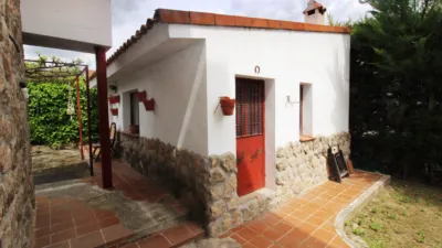 Chalet unifamiliar en venta en Torrelaguna, Torrelaguna de 400.000 €