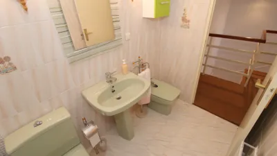 Casa adosada en venta en Torrelaguna, Torrelaguna de 160.000 €