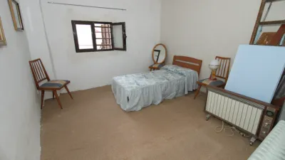 Casa adosada en venta en Torrelaguna, Torrelaguna de 160.000 €