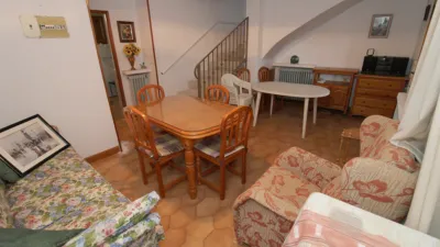 Casa adosada en venta en Torrelaguna, Torrelaguna de 160.000 €