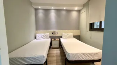 Piso en alquiler en Carrer de les Carretes, cerca de Carrer de l' Aurora - Imagen 3