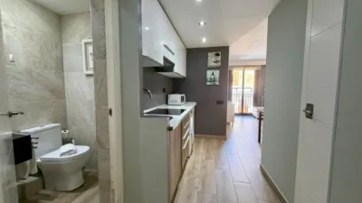 Piso en alquiler en Carrer de les Carretes, cerca de Carrer de l' Aurora - Imagen 2