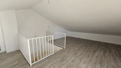 Chalet unifamiliar en alquiler en Calle del Obispo Antonio Palenzuela, La Lastrilla de 1.500 €<span>/mes</span>