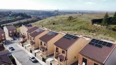 Chalet en alquiler en Calle del Obispo Antonio Palenzuela, 11, La Lastrilla de 1.500 €<span>/mes</span>