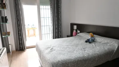 Piso en venta en Calle de Santa Lucía, cerca de Calle de San Ramón, Zona Parque de la Ermita (Churriana de La Vega) de 189.900 €