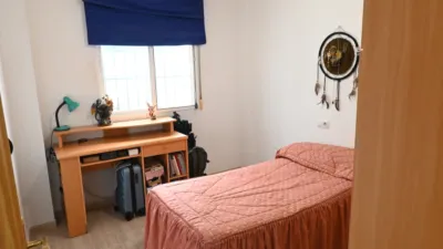 Piso en venta en Calle de Santa Lucía, cerca de Calle de San Ramón, Zona Parque de la Ermita (Churriana de La Vega) de 189.900 €