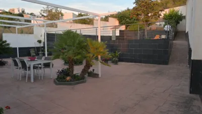 Casa en venta en Calle Gredos, La Zubia de 360.000 €