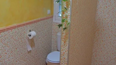 Casa en venta en Calle Gredos, La Zubia de 360.000 €
