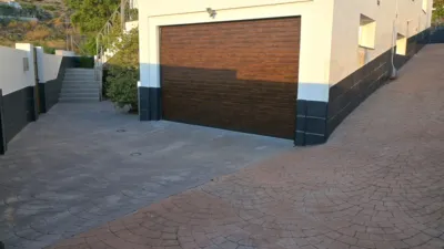 Casa en venta en Calle Gredos, La Zubia de 360.000 €