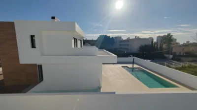 Detached house on La Font Roja street photo 32