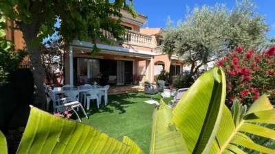 House for sale on Carrer de Montevideo photo 3