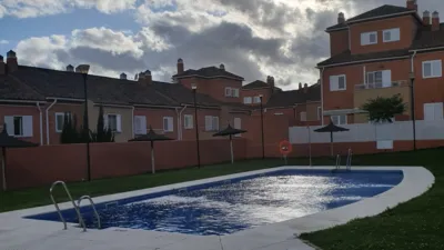 Casa adosada en alquiler en Aljamar, Aljamar (Tomares) de 1.250 €<span>/mes</span>