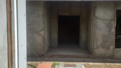 Chalet unifamiliar en venta en Ronda de los Azahares, Espartinas de 299.000 €