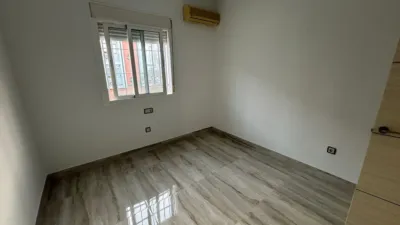 Chalet adosado en venta en Calle de Monfragüe, 1, Arco Norte-Avenida de España (Distrito Zona Centro. Dos Hermanas) de 286.990 €