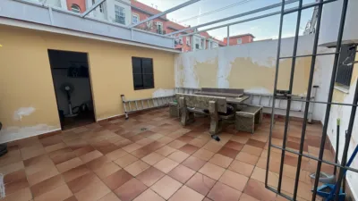 Chalet adosado en venta en Calle de Monfragüe, 1, Arco Norte-Avenida de España (Distrito Zona Centro. Dos Hermanas) de 286.990 €