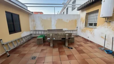 Chalet adosado en venta en Calle de Monfragüe, 1, Arco Norte-Avenida de España (Distrito Zona Centro. Dos Hermanas) de 286.990 €