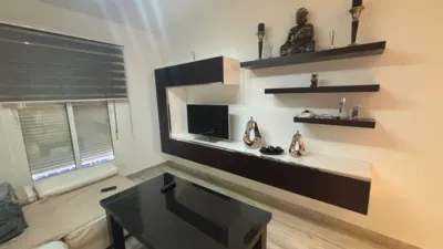 Chalet adosado en venta en Calle de Monfragüe, 1, Arco Norte-Avenida de España (Distrito Zona Centro. Dos Hermanas) de 286.990 €