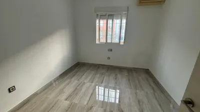 Chalet adosado en venta en Calle de Monfragüe, 1, Arco Norte-Avenida de España (Distrito Zona Centro. Dos Hermanas) de 286.990 €