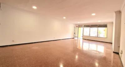 Local comercial en venta en Calle Doctor Rafael García Pérez, Carretera del Centro-Cono Sur (Las Palmas de Gran Canaria) de 89.000 €