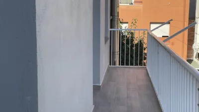 Terraced House in Olot photo 13