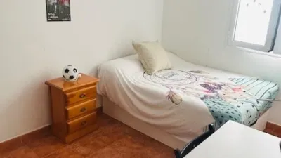 Chalet adosado en venta en Calle Chácara, Cruce de Arinaga (Agüimes) de 327.000 €