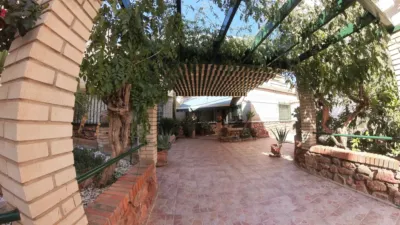 House on Carrera San Isidro Street photo 2